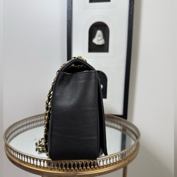 Valentino by Mario Valentino - Picture 9 of 16